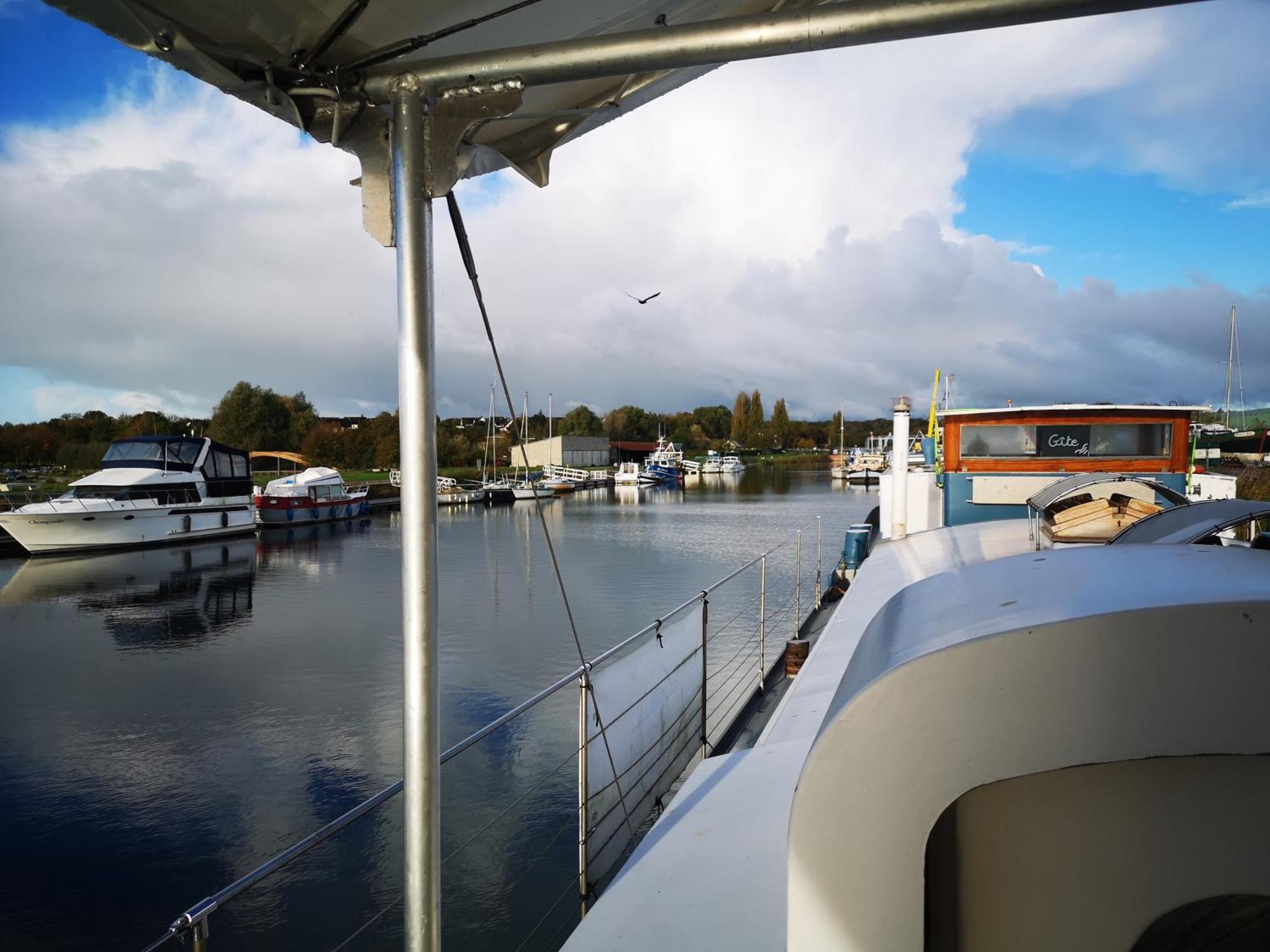Odyssee Gite Sur Peniche Saint-Valery-sur-Somme Bagian luar foto