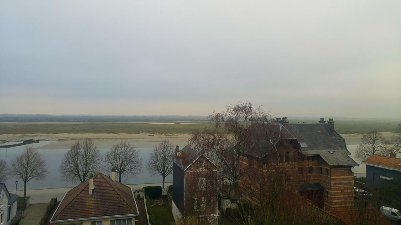 Odyssee Gite Sur Peniche Saint-Valery-sur-Somme Bagian luar foto